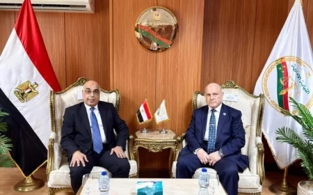 رئيس النيابة الإدارية يؤكد على استمرار دعم وزارة العدل لتعزيز العدالة وتطبيق القانون