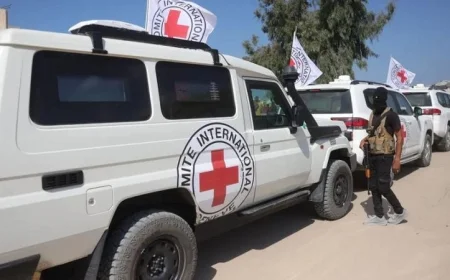 إسرائيل تستلم جثة رهينة من غزة عبر الصليب الأحمر