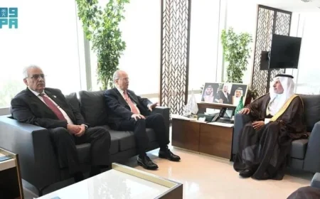 رئيس الوزراء الفلسطيني يؤكد دور السعودية المحوري في تخفيف معاناة الشعب الفلسطيني