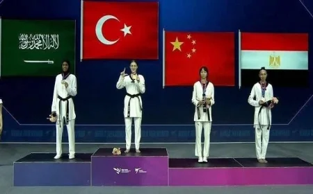 وزير الشباب والرياضة يهنئ جنى خطاب بفوزها بالميدالية البرونزية في بطولة العالم للتايكوندو