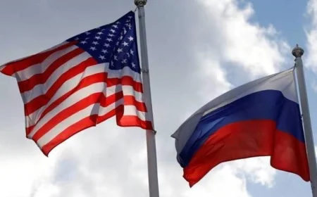 دبلوماسي روسي يؤكد استمرار موسكو في الحوار مع الولايات المتحدة لحل النزاع الأوكراني