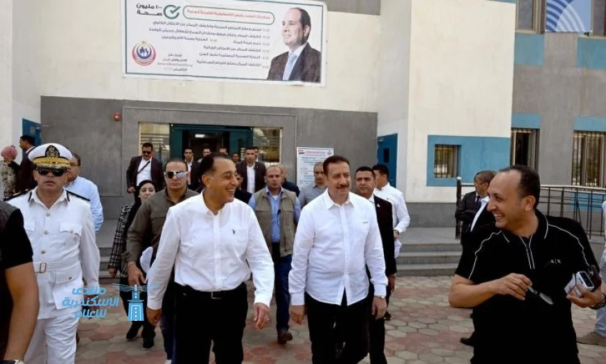رئيس الوزراء يستعرض مركز طب الأسرة بقرية شمّا ويزور القوافل الطبية في أشمون بالصور