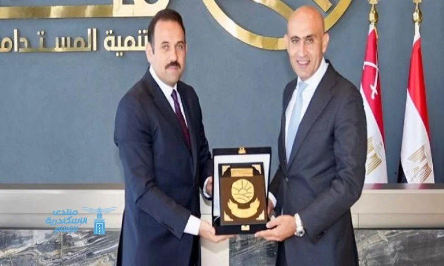 رئيس مستقبل مصر يلتقي وزير التعليم لتعزيز التعاون التعليمي