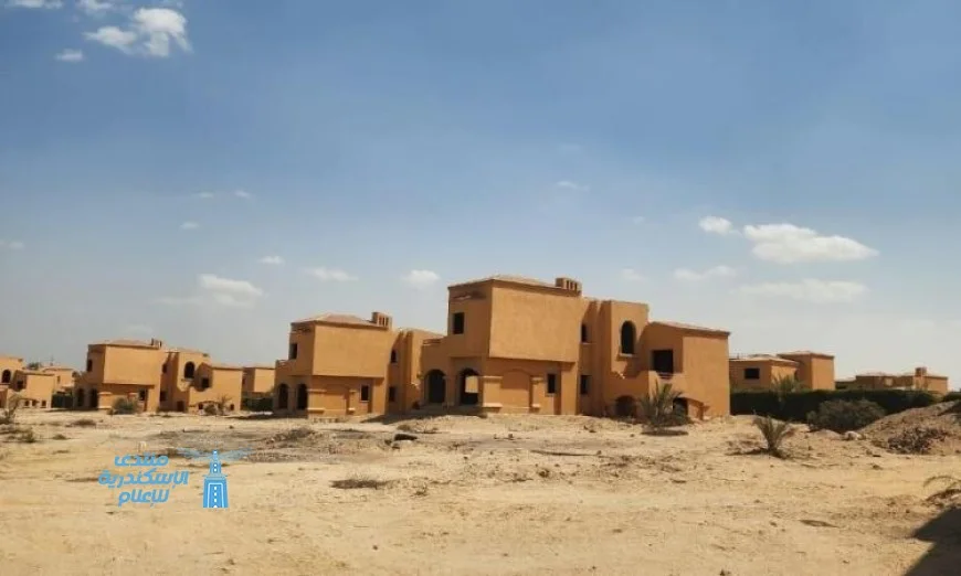 وزير الإسكان يستعرض آخر تطورات توفيق أوضاع الأراضي الجديدة في عدة مدن