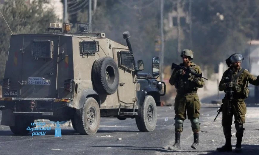 قوات الاحتلال الإسرائيلي تحتجز 22 فلسطينياً في أرجاء الخليل