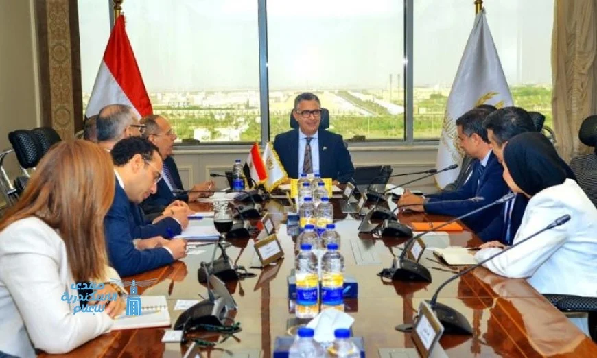 تعزز التعاون بين فاروق والرئيس التنفيذي لـ أورانج مصر في اجتماع مشترك