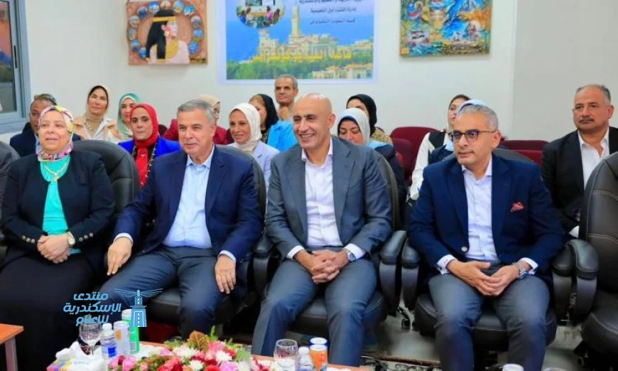 افتتاح عبد اللطيف لـ 9 مدارس جديدة في الإسكندرية عبر الفيديو كونفرانس