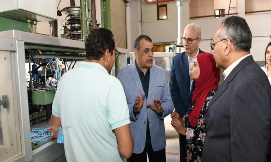وزير الإنتاج الحربي يطالب بتطوير الأداء في شركة أبو زعبل للصناعات المتخصصة لتحسين الكفاءة وتحقيق التميز
