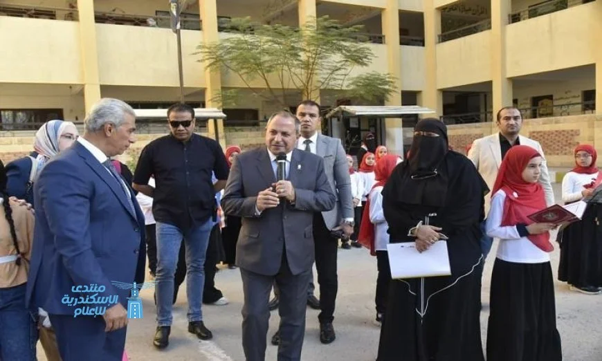 محافظ بورسعيد يتأكد من انتظام العملية الدراسية في معهد الزهور الأزهري