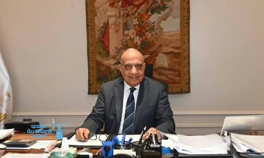 وزير الكهرباء يكشف عن خطة شاملة لتطوير وتحديث شبكة الكهرباء في البلاد
