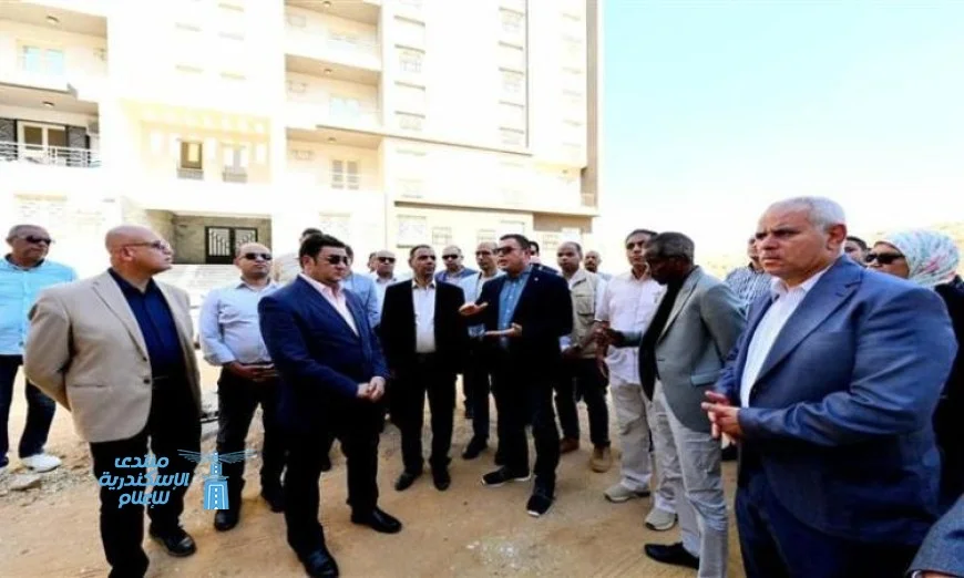 وزير الإسكان يزور مشروع سكن مصر ومحطة رفع الصرف الصحي في القاهرة الجديدة