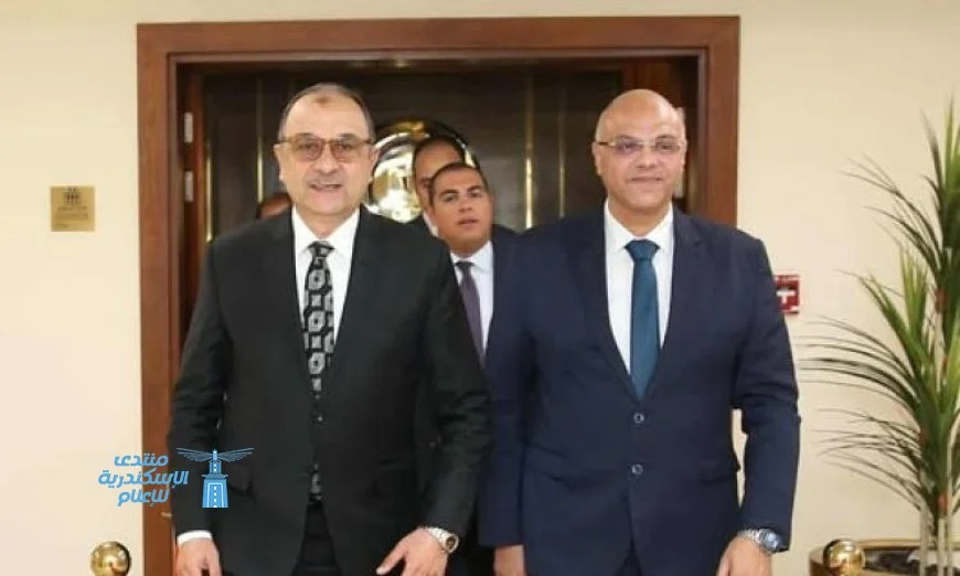 وزير قطاع الأعمال يلتقي محافظ القليوبية لتعزيز التنمية المستدامة وخدمة المواطنين