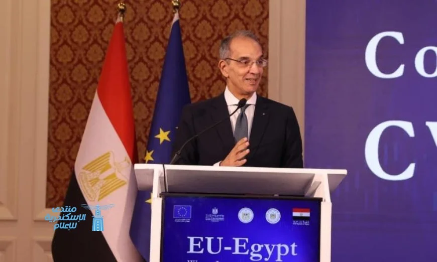 وزير الاتصالات يعلن عن إطلاق مشروعات جديدة لتوظيف تكنولوجيا المعلومات في البلاد