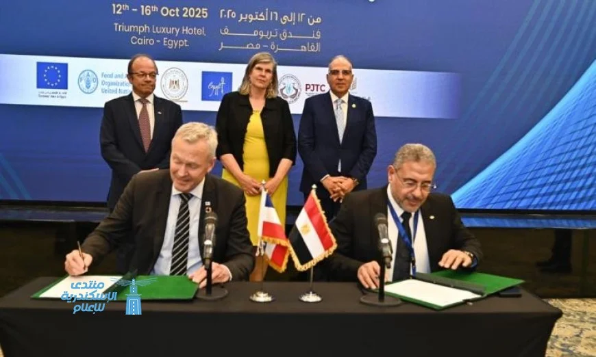 وزير الري ومبعوثة المياه الهولندية يوقعان بروتوكول تعاون هام لتعزيز الشراكة المائية