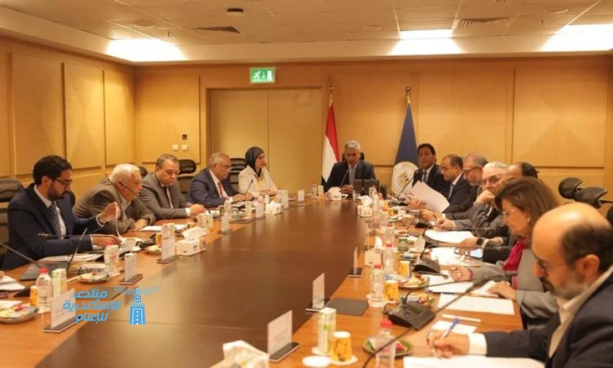 وزير السياحة والآثار يعقد اجتماعاً مع مجلس إدارة هيئة المتحف القومي للحضارة لتعزيز السياحة الثقافية
