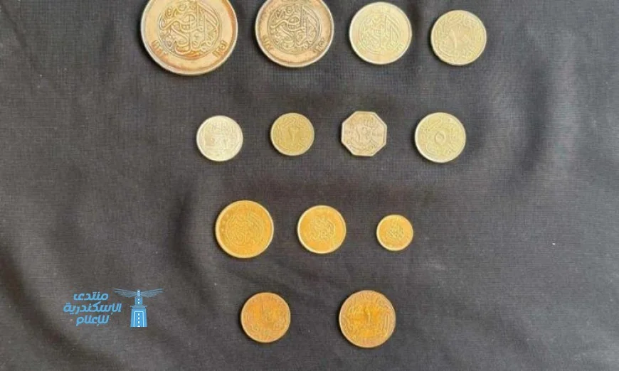 عثور على كبسولة رصاصية نادرة تضم عملات تاريخية قيمة في الإسكندرية