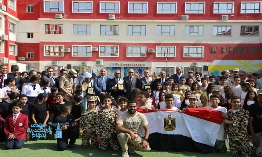 محافظ المنيا يكرم احتفالية المدرسة البريطانية بمناسبة انتصارات أكتوبر المجيدة