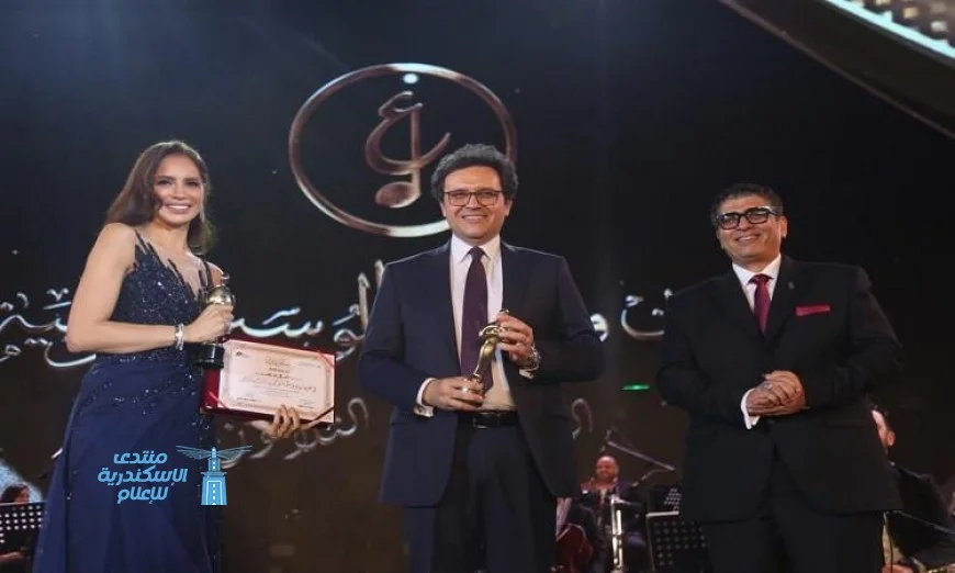 افتتاح الدورة 33 من مهرجان ومؤتمر الموسيقى العربية بمزيج من الفيديو والصور المبهرة