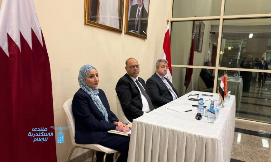 وزير العمل يعقد اجتماعًا مع ممثلي الجالية المصرية في قطر ويجيب على استفساراتهم