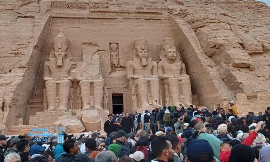 أبو سمبل تستعد لاستقبال الزوار للاحتفال بتعامد الشمس في فجر الأربعاء