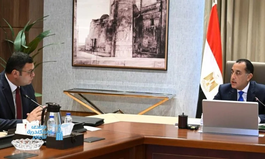 رئيس الوزراء يراقب تقدم تنفيذ المشروعات في المدن الجديدة