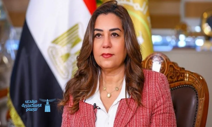 وزير البيئة بالنيابة تؤكد على ضرورة تحقيق صفر مخلفات وتعزيز فرص العمل في القطاع الأخضر