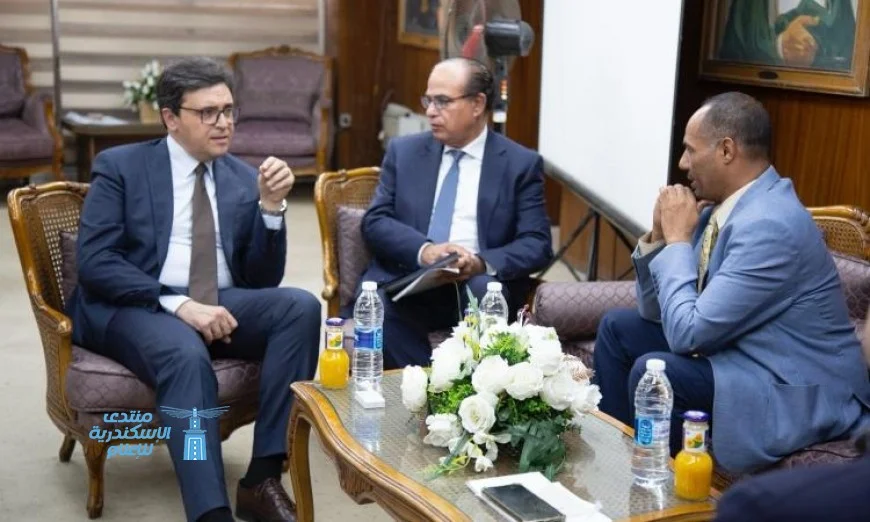 وزير الثقافة يقوم بجولة ميدانية في الهيئة المصرية العامة للكتاب لتعزيز الثقافة والكتب