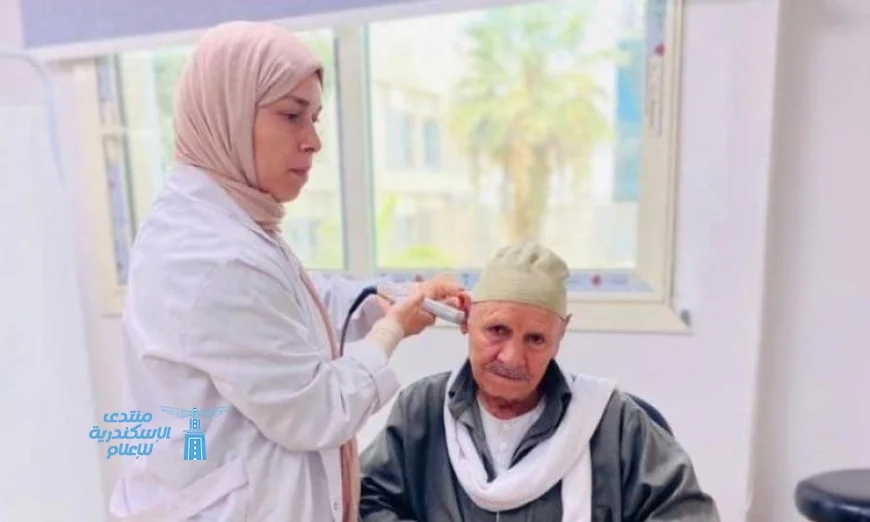 الرعاية الصحية تطلق حملة نرعاك تسمع لتوزيع السماعات الطبية المجانية على المحتاجين