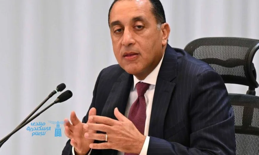 مدبولي يهنئ الرئيس السيسي بنجاح قمة شرم الشيخ للسلام وتحقيق الأهداف المرجوة