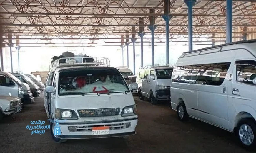 محافظ أسوان يؤكد عدم التسامح مع مخالفي التعريفة الجديدة لسيارات السيرفيس