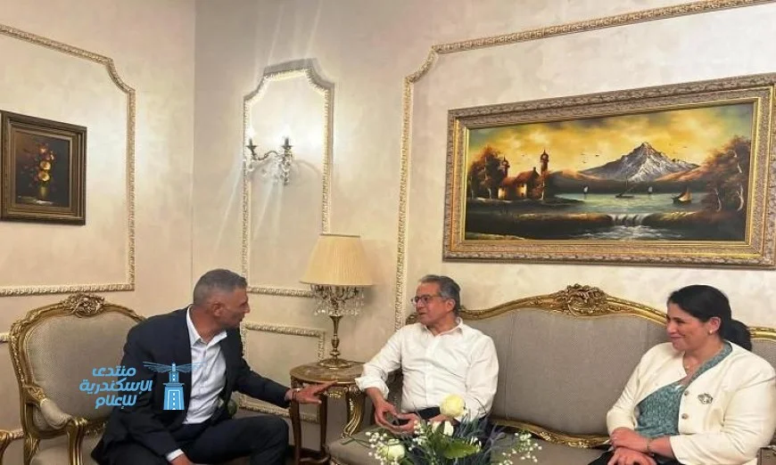 محافظ أسوان يجتمع مع المدير العام لليونسكو ونائب رئيس مفوضية الاتحاد الأفريقي لتعزيز التعاون الدولي