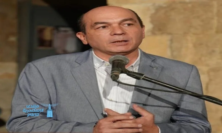 وزير الثقافة يهنئ المعماري حمدي السطوحي بفوزه المميز بجائزة الريادة