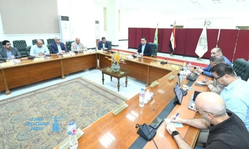 الشربيني يعلن خطة لرفع كفاءة البوابات واللافتات الإرشادية في المدن الجديدة