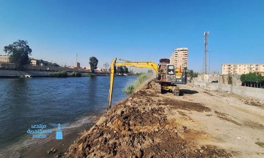 محافظ القليوبية يراقب إزالة مخالفة قطع جسر ترعة الإسماعيلية في شبرا الخيمة