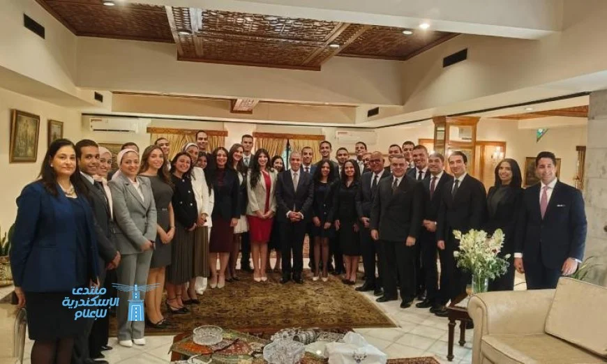 عبد العاطي يجتمع مع أعضاء الدفعة 57 من الدبلوماسيين في الهند لتعزيز العلاقات الدولية