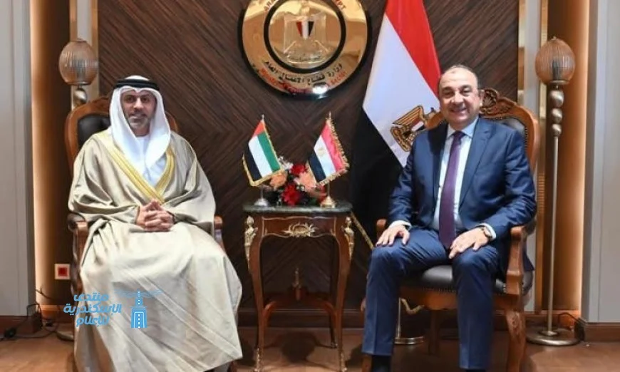 وزير قطاع الأعمال العام يرحب بالسفير الإماراتي الجديد في القاهرة