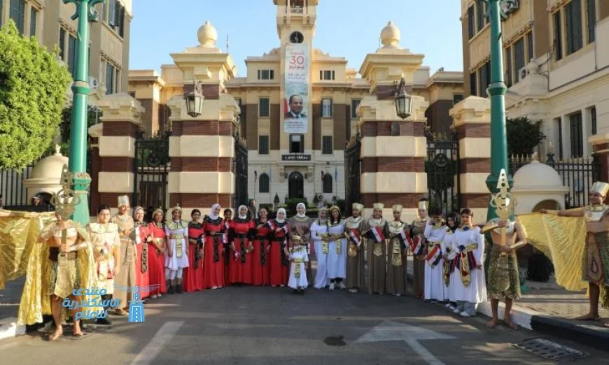 فيديو انطلاق الأوتوبيسات المكشوفة في القاهرة بمناسبة افتتاح المتحف الكبير