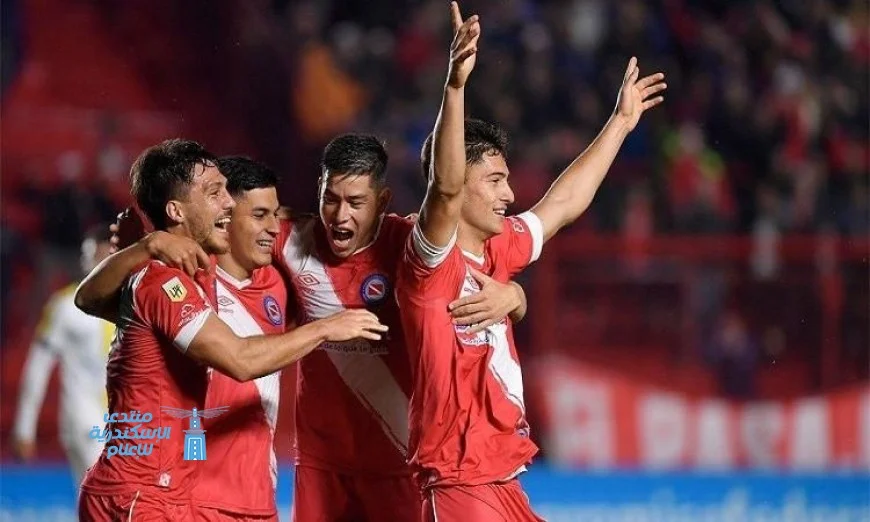 أرجنتينوس جونيورز يحصد انتصاراً جديداً أمام نيولز أولد بويز في الدوري الأرجنتيني