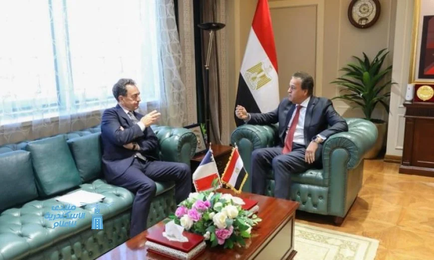 وزير الصحة يجتمع بسفير فرنسا في مصر لبحث تقديم المساعدات الإنسانية لقطاع غزة