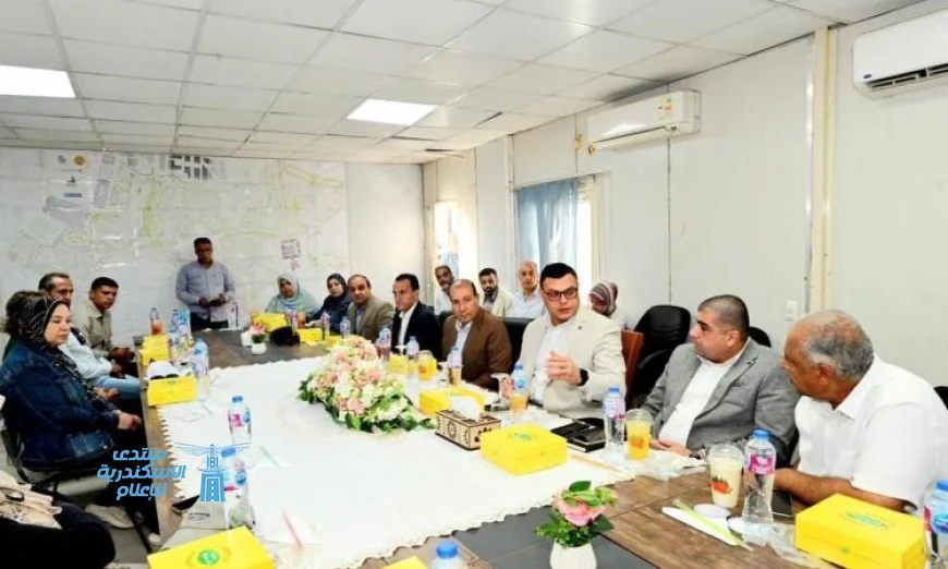 وزير الإسكان يجتمع مع الشركات المشاركة في مشروع حدائق تلال الفسطاط لتعزيز التنمية العمرانية