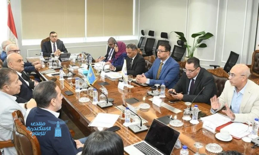 وزير الإسكان يراقب تقدم مبيعات وتسويق المشاريع في المدن الجديدة