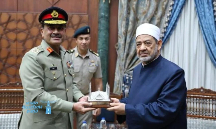 شيخ الأزهر يعلن استعداد الأزهر الشريف لزيادة المنح الدراسية لطلاب باكستان وإنشاء مركز لتعليم اللغة العربية