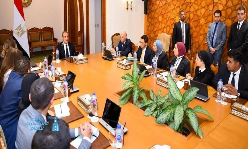 اجتماع مثير لوزير الخارجية مع طلاب جامعة بدر يكشف محددات السياسة المصرية بالصور