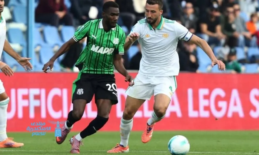 روما يتقدم نحو القمة بفوز مثير على ساسولو في الدوري الإيطالي