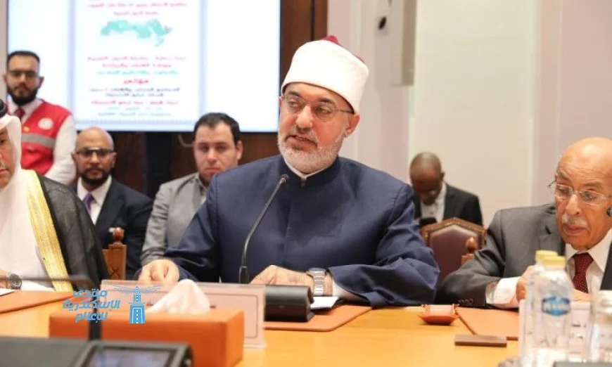 صور مفتي الجمهورية يؤكد أن التعصب الفقهي انحراف عن منهج العلماء والجهل هو السبب الأساسي
