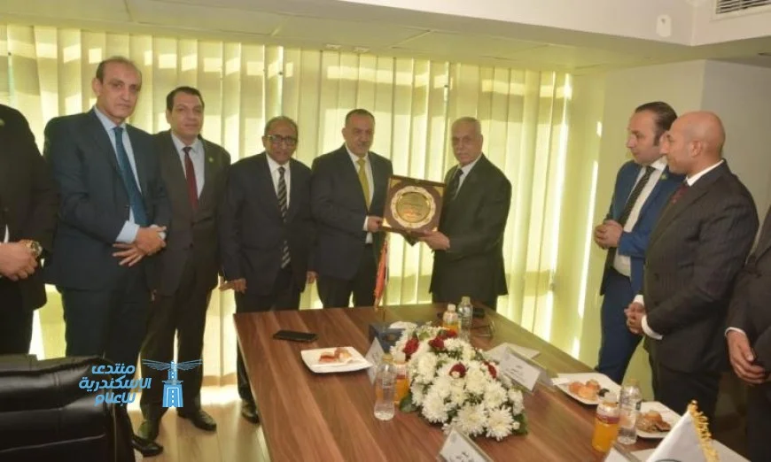 صور تكشف عن بروتوكول تعاون مشترك بين المحكمة العربية للتحكيم ومحافظة أسيوط