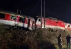عشرات الركاب يصابون في حادث تصادم قطارين كارثي في سلوفاكيا