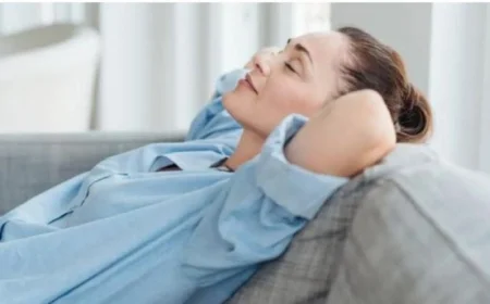 دراسة تكشف كيف تعزز القيلولة مهارات الدماغ في حل المشكلات