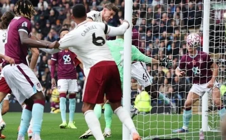 آرسنال يحقق فوزا ساحقا على بيرنلي ويعزز صدارته في الدوري الإنجليزي بثنائية مميزة