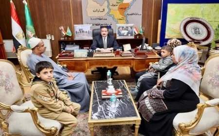 محافظ المنوفية يقرر توزيع مساعدات مالية وعينية لدعم أربع حالات إنسانية عاجلة